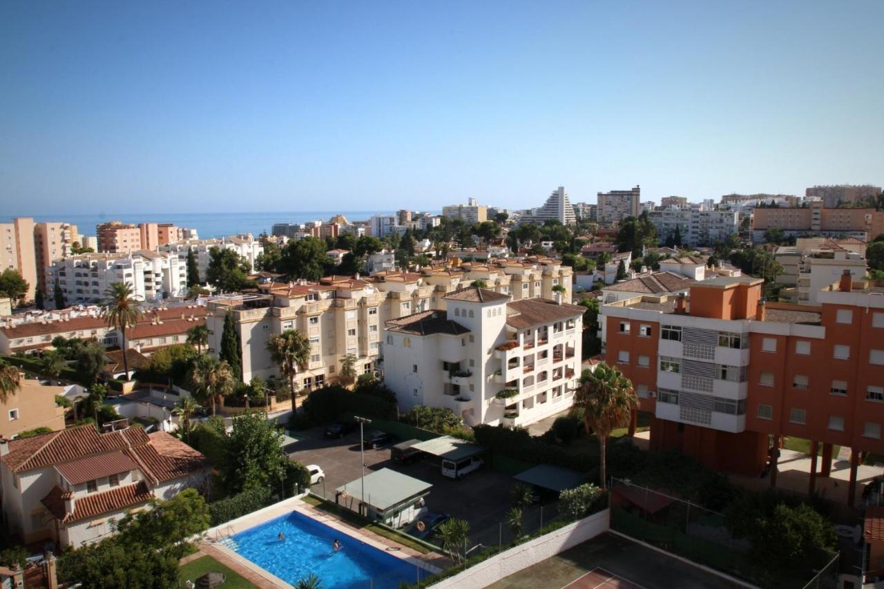 Saltillo Alto Gray Studio. Vistas Al Mar Y Piscina Torremolinos Luaran gambar