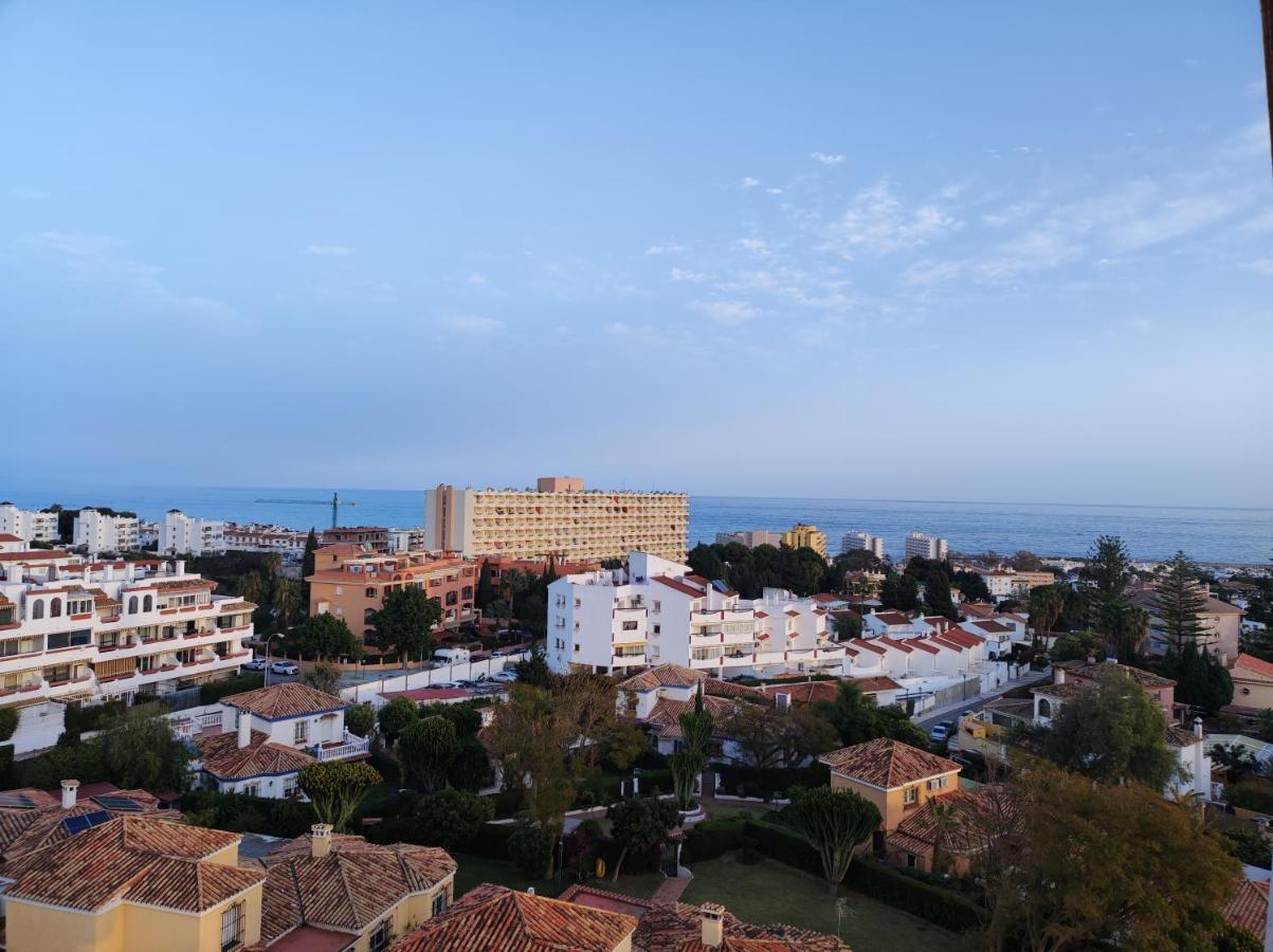 Saltillo Alto Gray Studio. Vistas Al Mar Y Piscina Torremolinos Luaran gambar