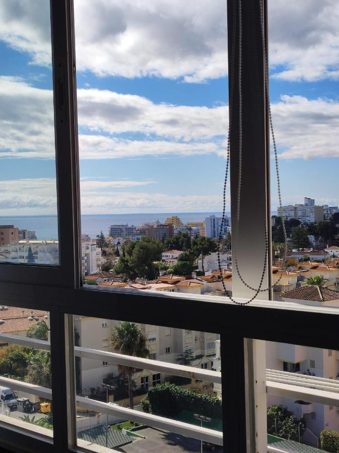 Saltillo Alto Gray Studio. Vistas Al Mar Y Piscina Torremolinos Luaran gambar
