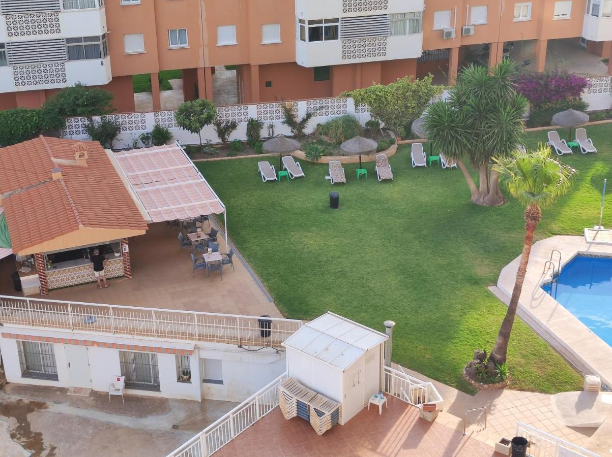 Saltillo Alto Gray Studio. Vistas Al Mar Y Piscina Torremolinos Luaran gambar